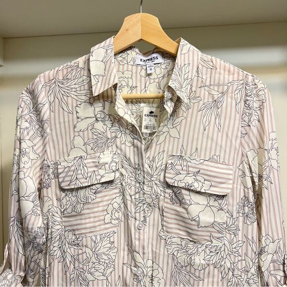 Express The City Shirt Silky Floral Button Down Shirt NEW Size XS - Picture 6 of 9